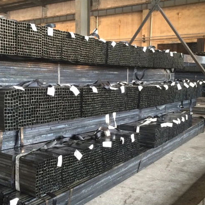 трубопровод квадрата 2x2 600mm черный гальванизировал